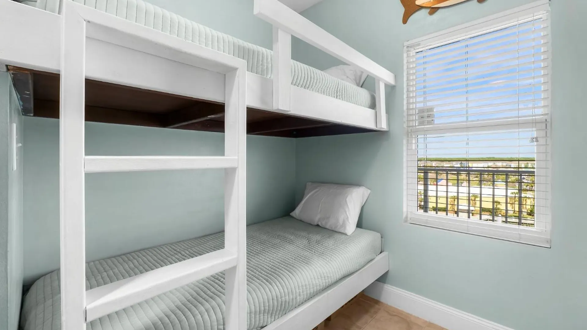 Daire Laketown Wharf 0722 Panama City Beach